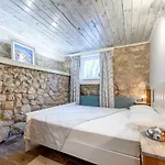 Oasis Center Apartment