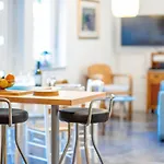 Oasis Center Apartment *